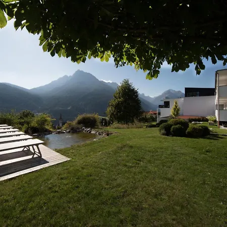 Studio Oberhofer-3 *