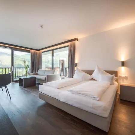 Studio Oberhofer-3 *